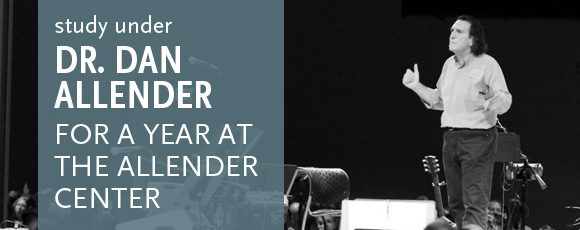 study-under-dan Dan Allender teaching in a large crowd